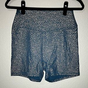 BuffBunny Collection Legacy 4” Nile Bossy Print Large Never Worn